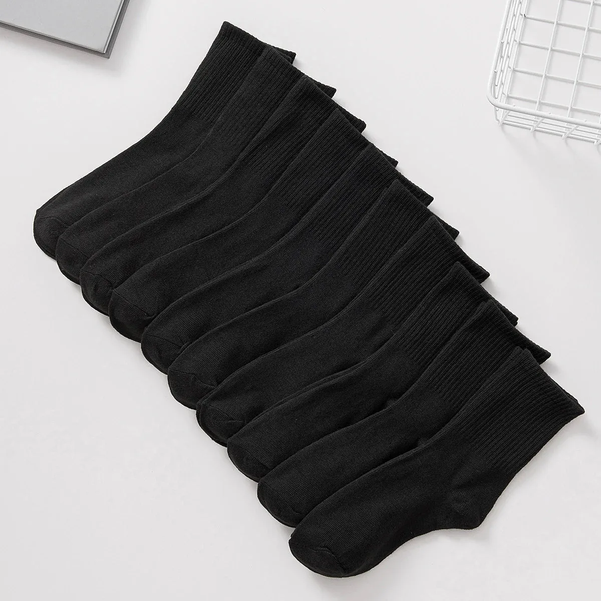 10 Pairs White Solid Color Socks for Men - High Tube Middle Stockings, Fashionable and Classical Socks Set