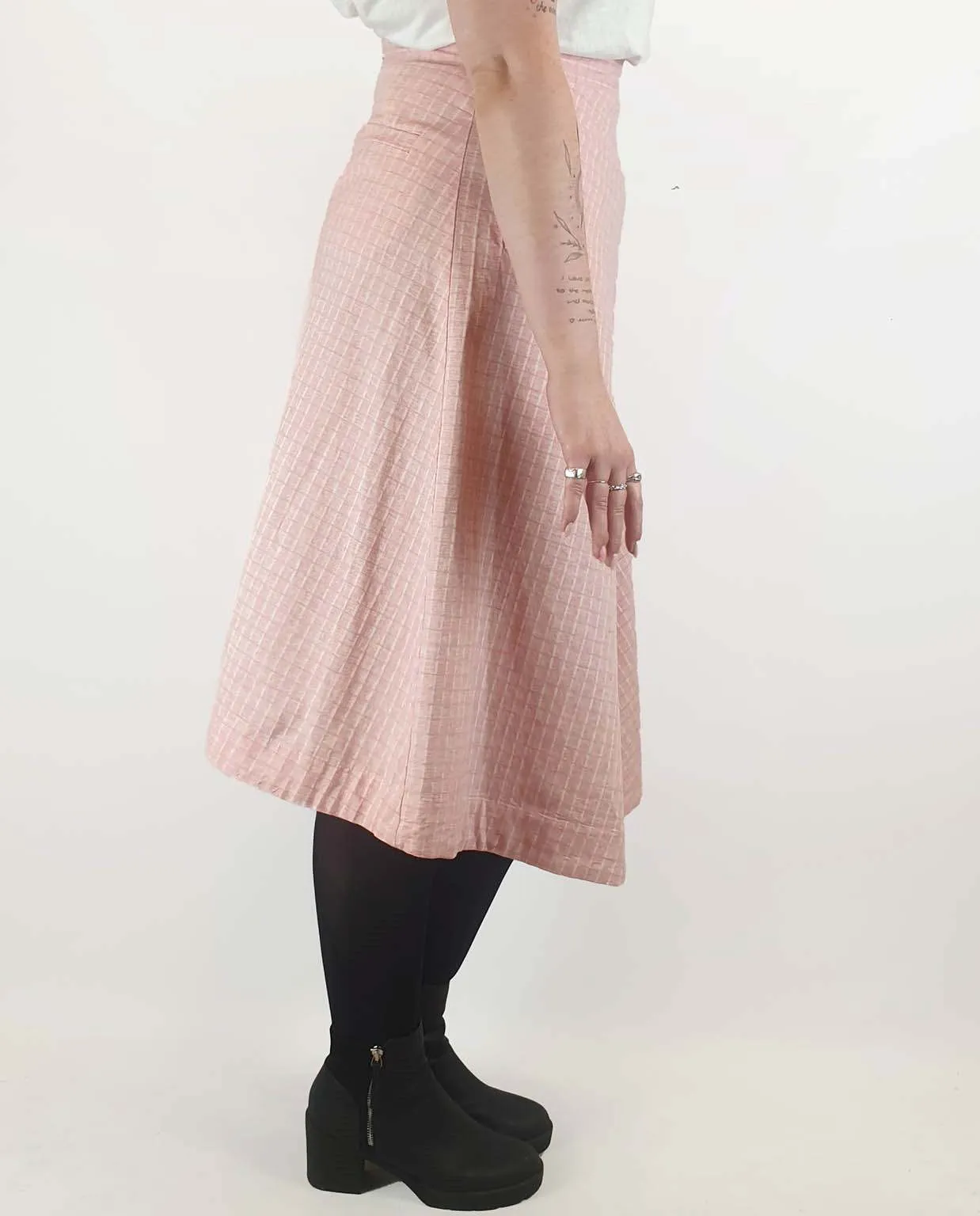 Alpha 60 pink and white striped A-line skirt size M (best fits size 12)