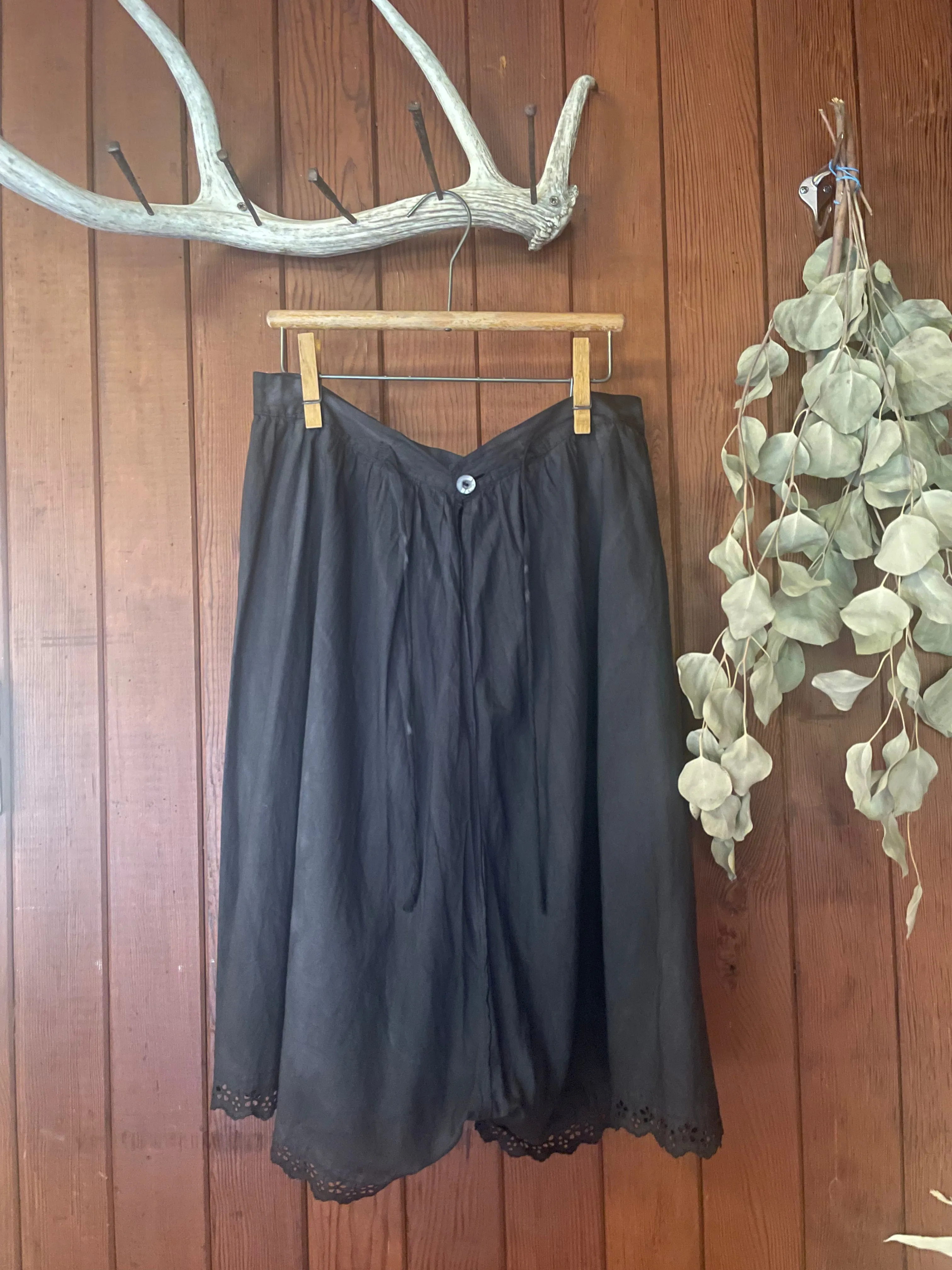 Antique Fade Black Cotton Eyelet Bloomers