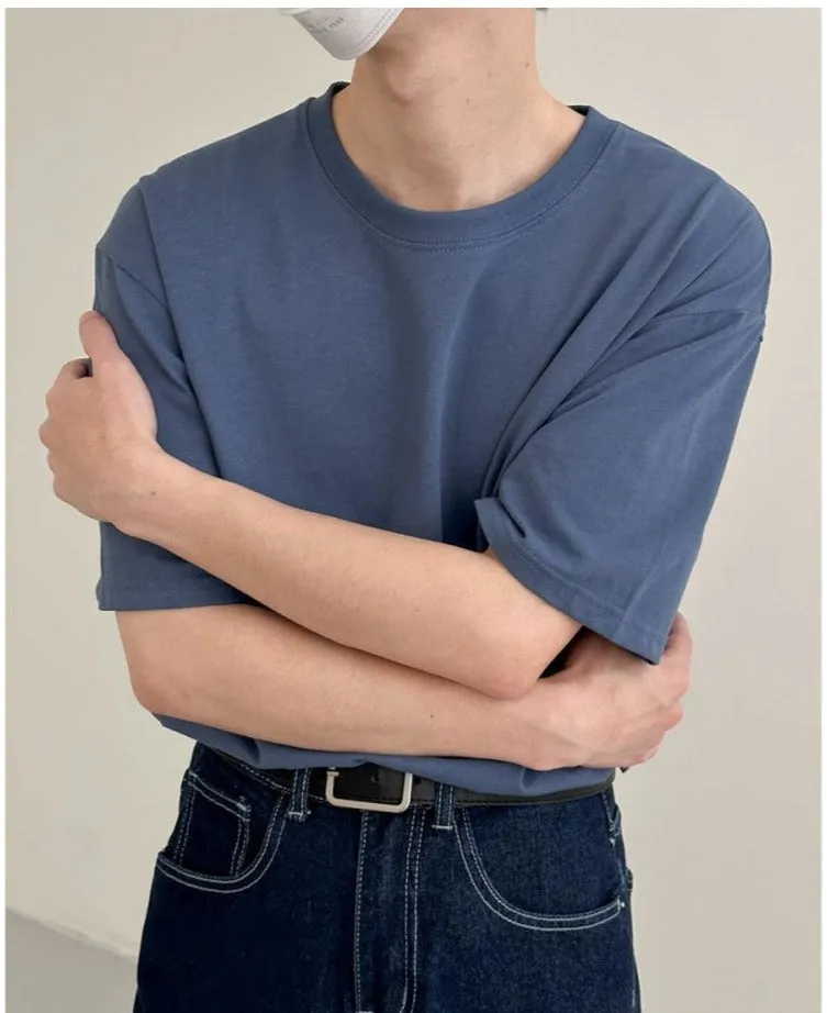 Basic Short-sleeved Round Neck T-shirt
