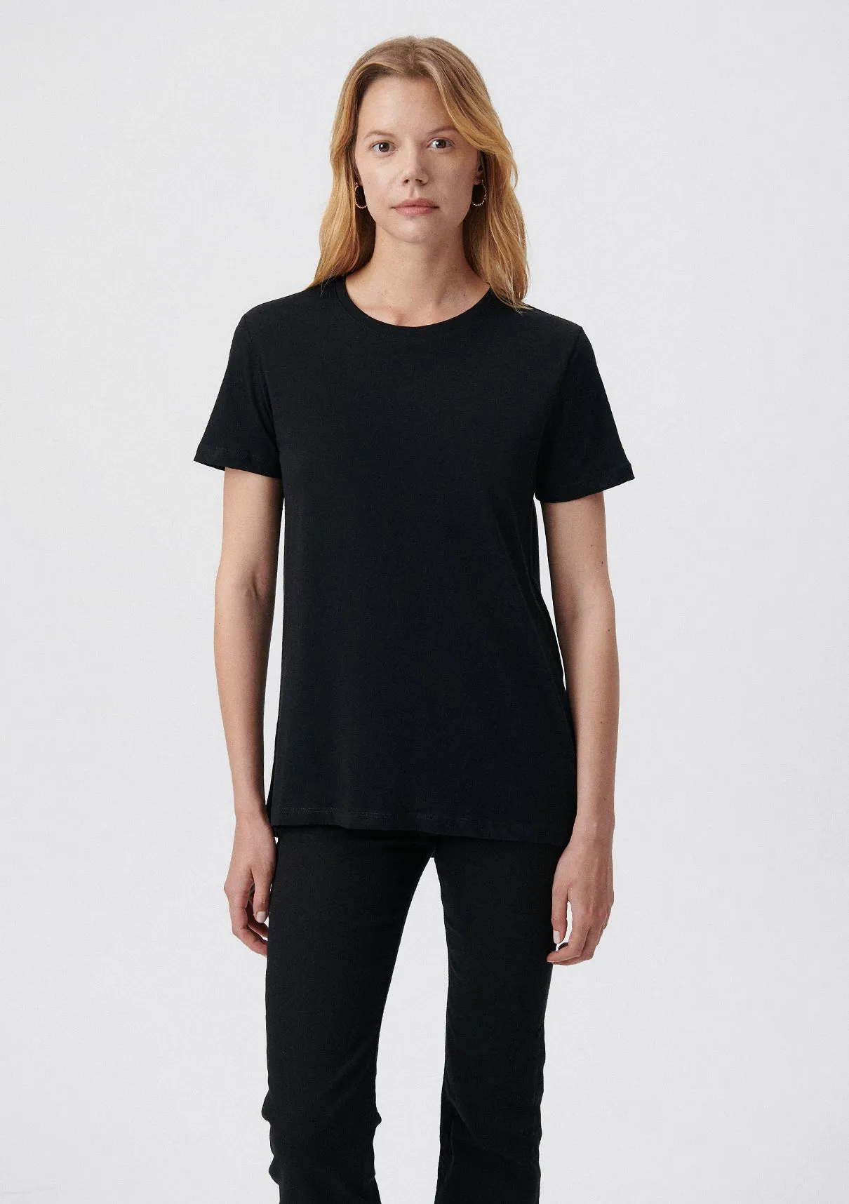 Black Basic T-Shirt