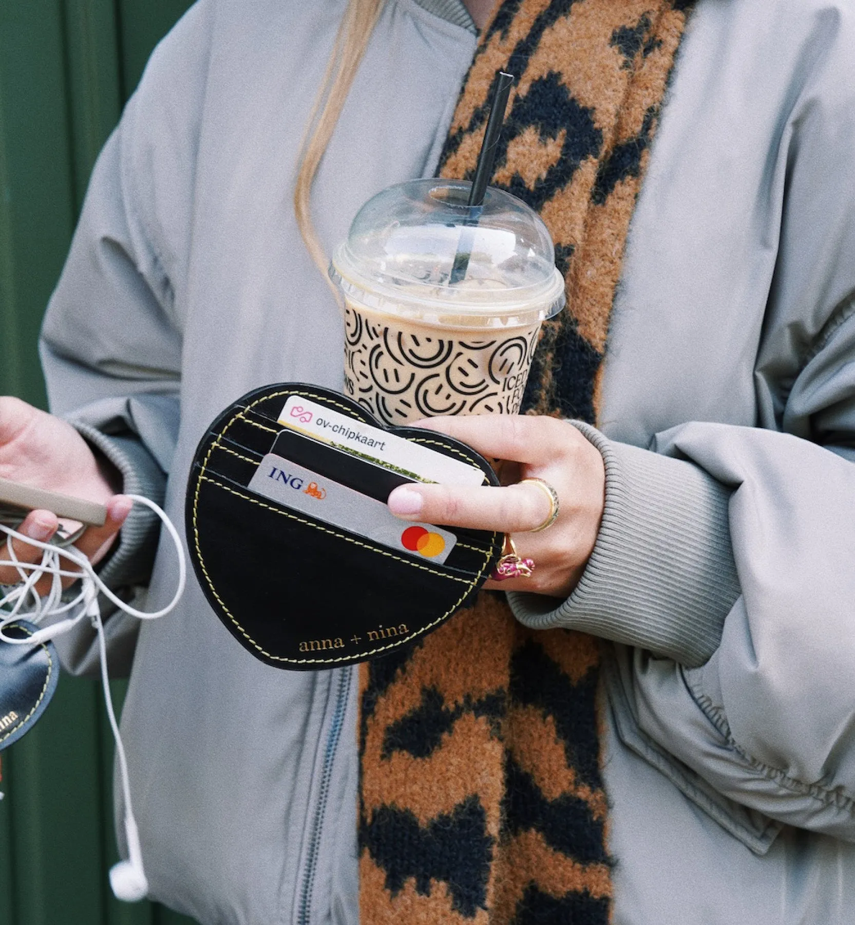 Black Sweetheart Card Holder