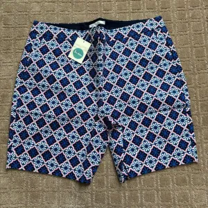 Boden Geo Floral Print Shorts Blue Pink Size US 14 Preppy Chino NWT 9&quot;