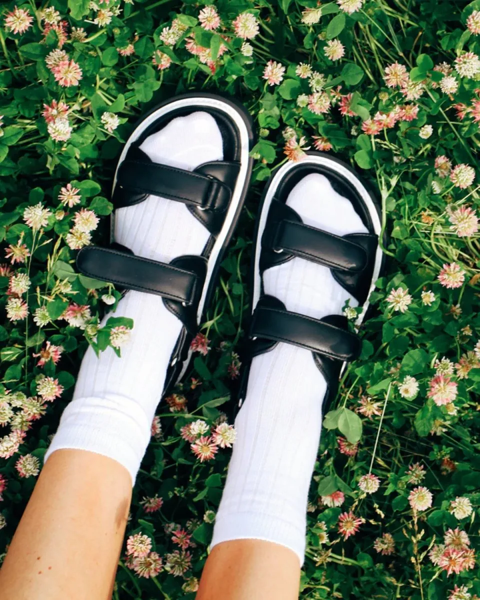 Bodi Vegan Sandal - Black