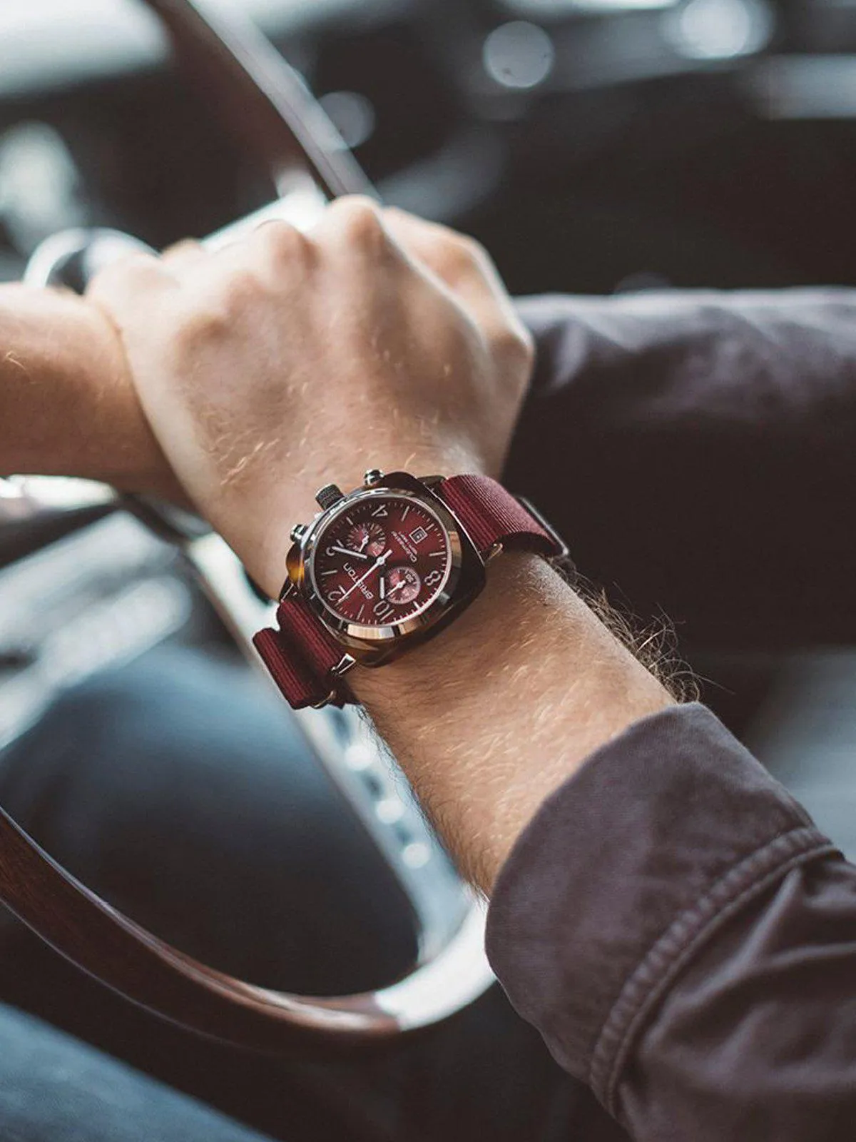 Briston Clubmaster Classic Acetate Chronograph Tortoise Shell Grey Sunray Dial 40mm
