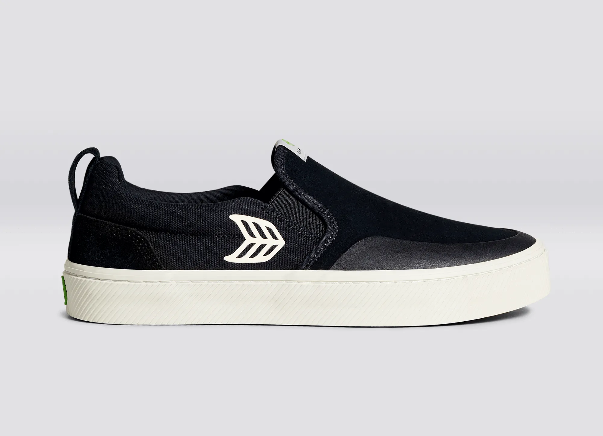 Cariuma Womens Slip-On Pro Shoes