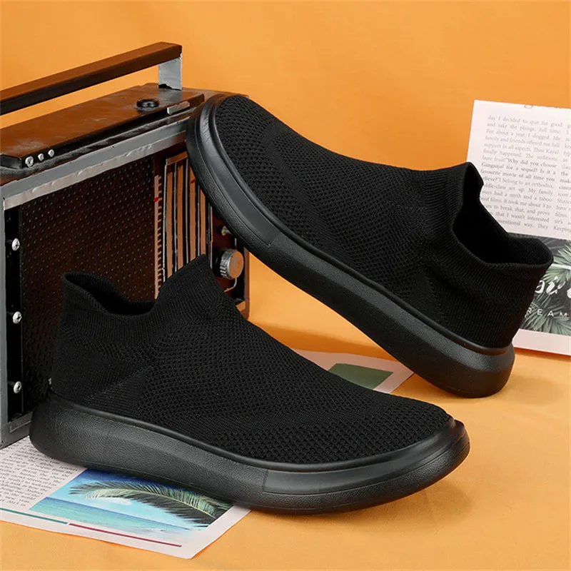 Casual Men's Round Toe Slip-on Soft Mesh Sneakers