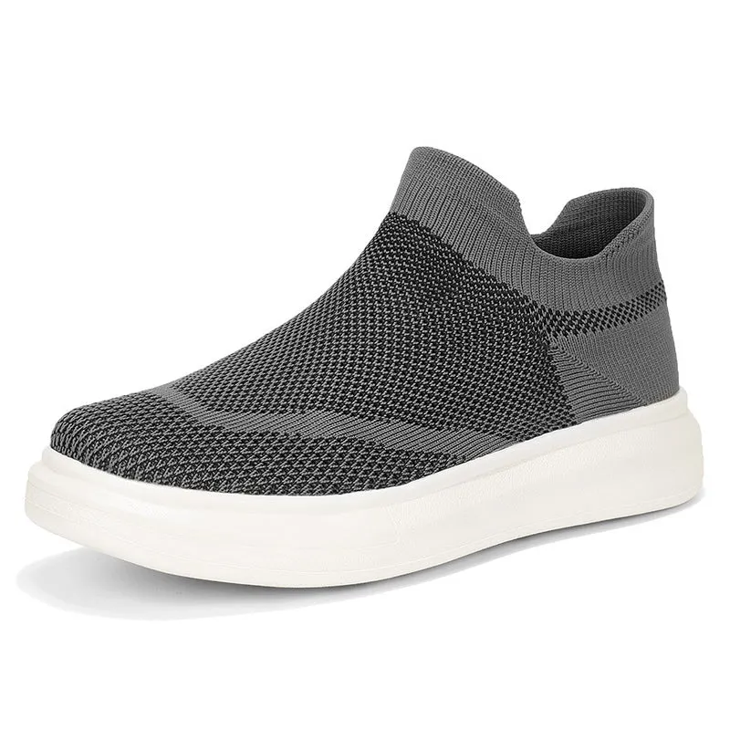 Casual Men's Round Toe Slip-on Soft Mesh Sneakers