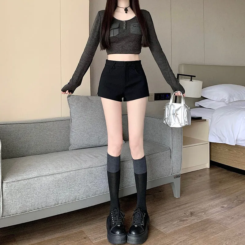 Chic High-Waisted Skinny Chino Shorts for a Casual Summer Look