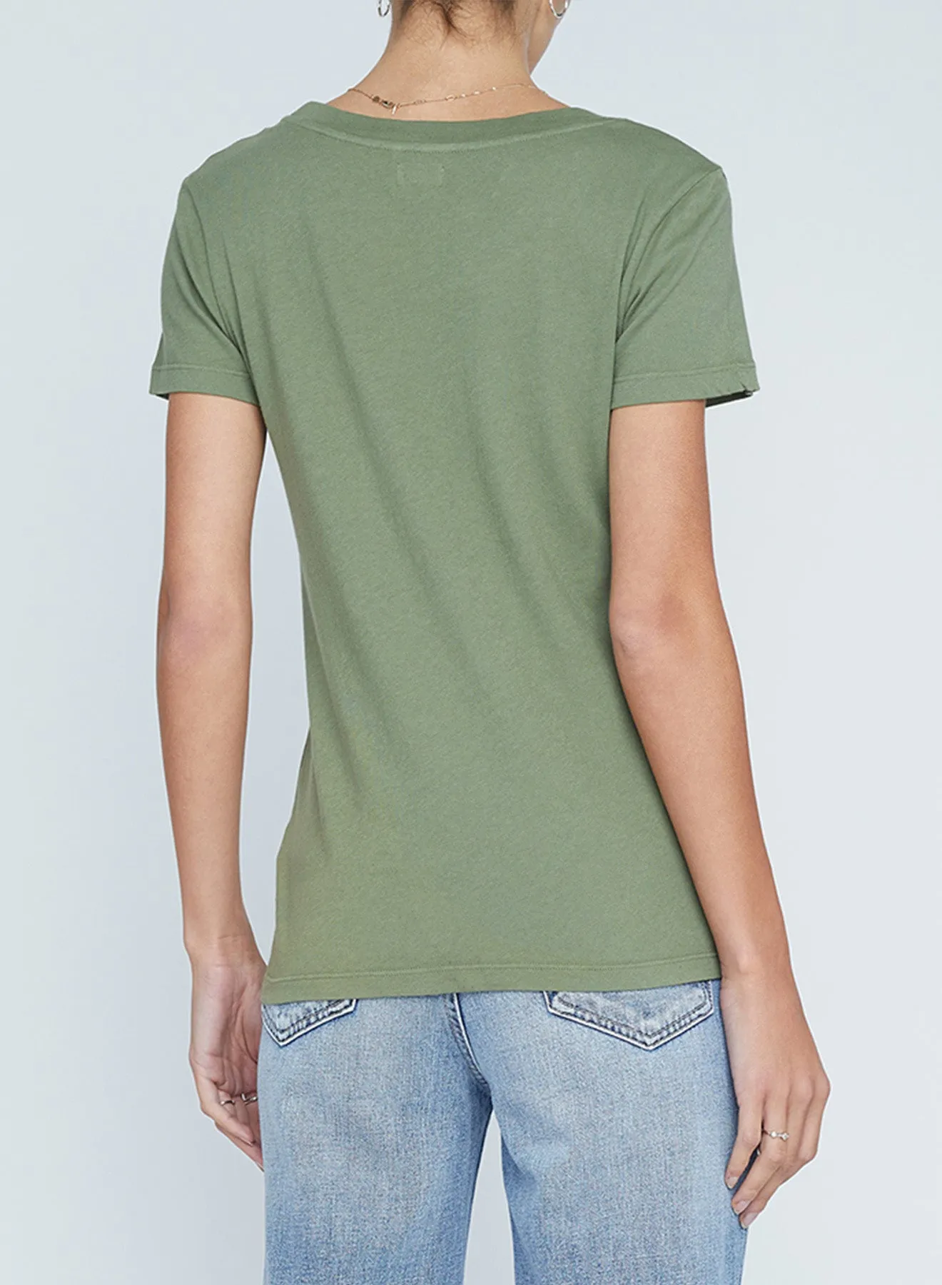 CORY SCOOP NECK TEE IN CLOVER