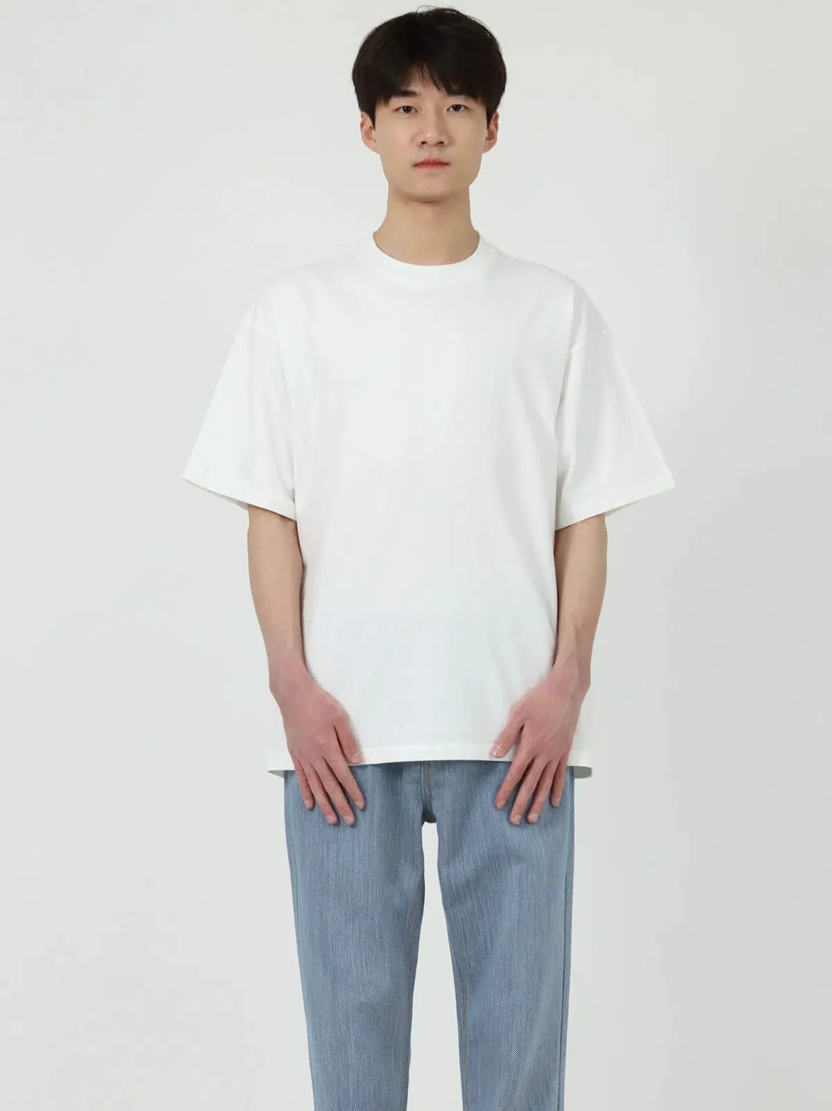 Distressed Basic round neck T-shirt