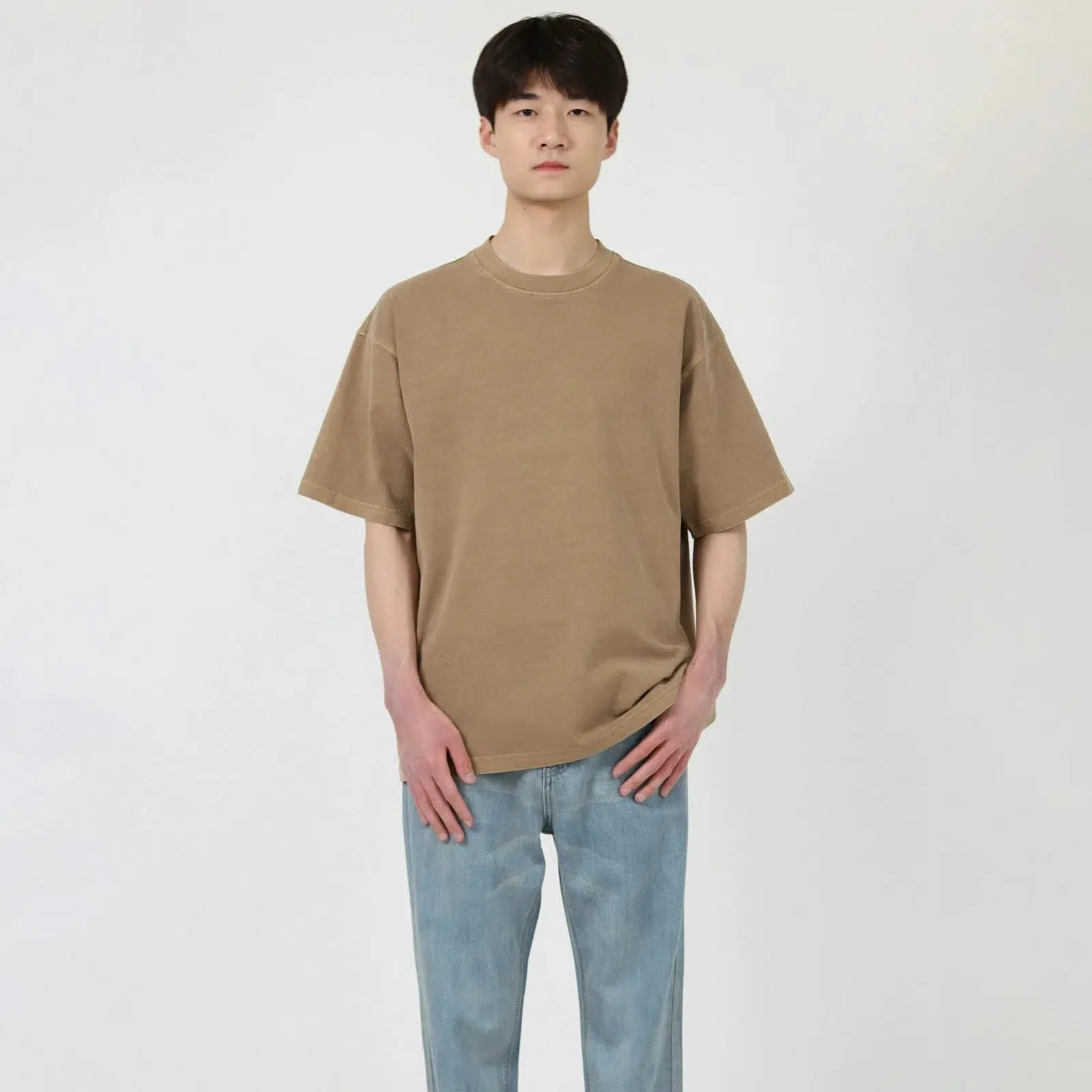 Distressed Basic round neck T-shirt