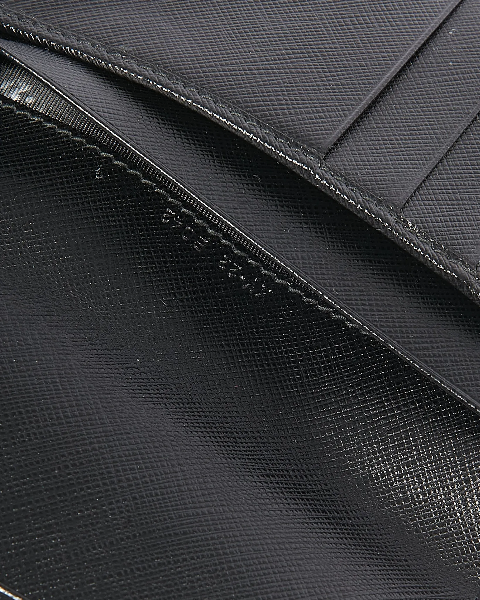 Ferragamo Black Leather Gancini Bi Fold Wallet