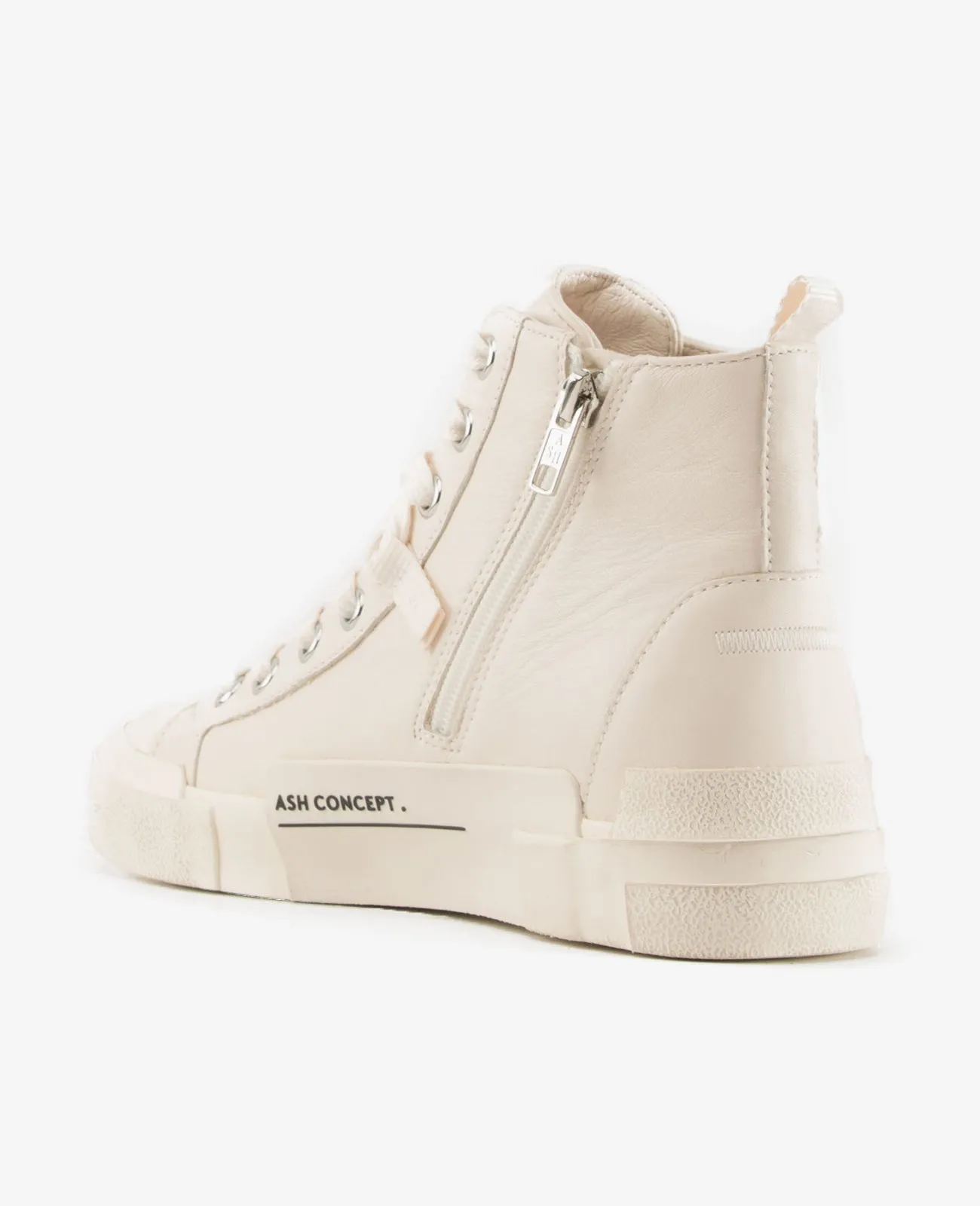 Ghibly Bis 03 White
