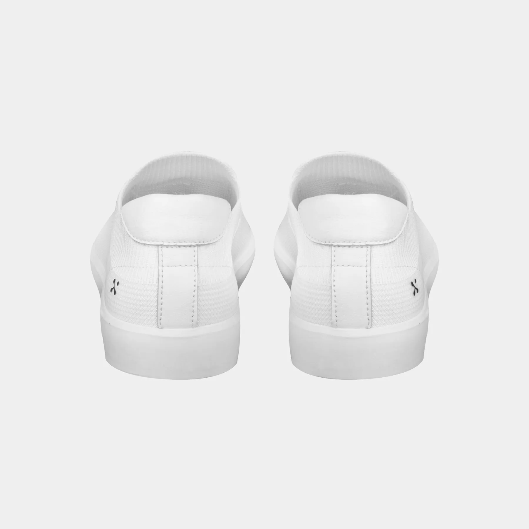 GULLWING White