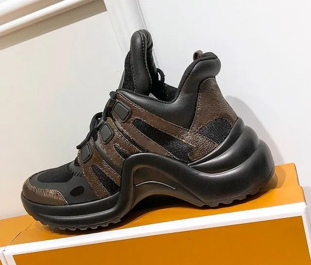 Hot Selling Arched Fashion Shoes Ultra Breathable Mesh Leather Casual Shoes Lace Up Trainers Brand Street Styles Women Sneakers