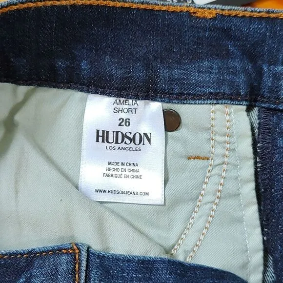 Hudson Amelia Cuffed Knee Short Size 26 NWT