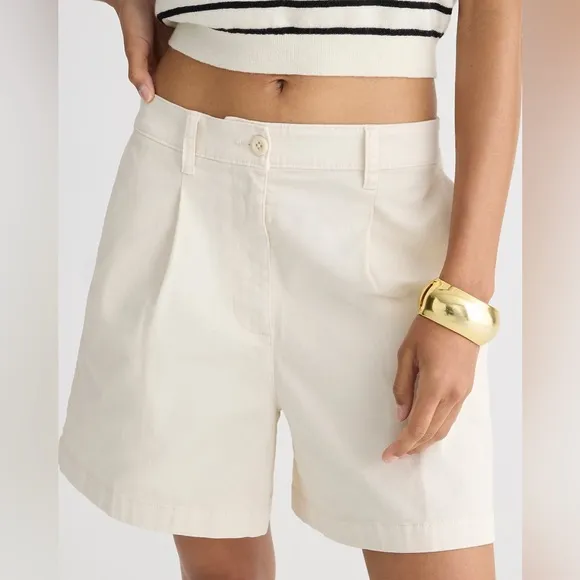 J. Crew Women’s Pleated capeside chino short