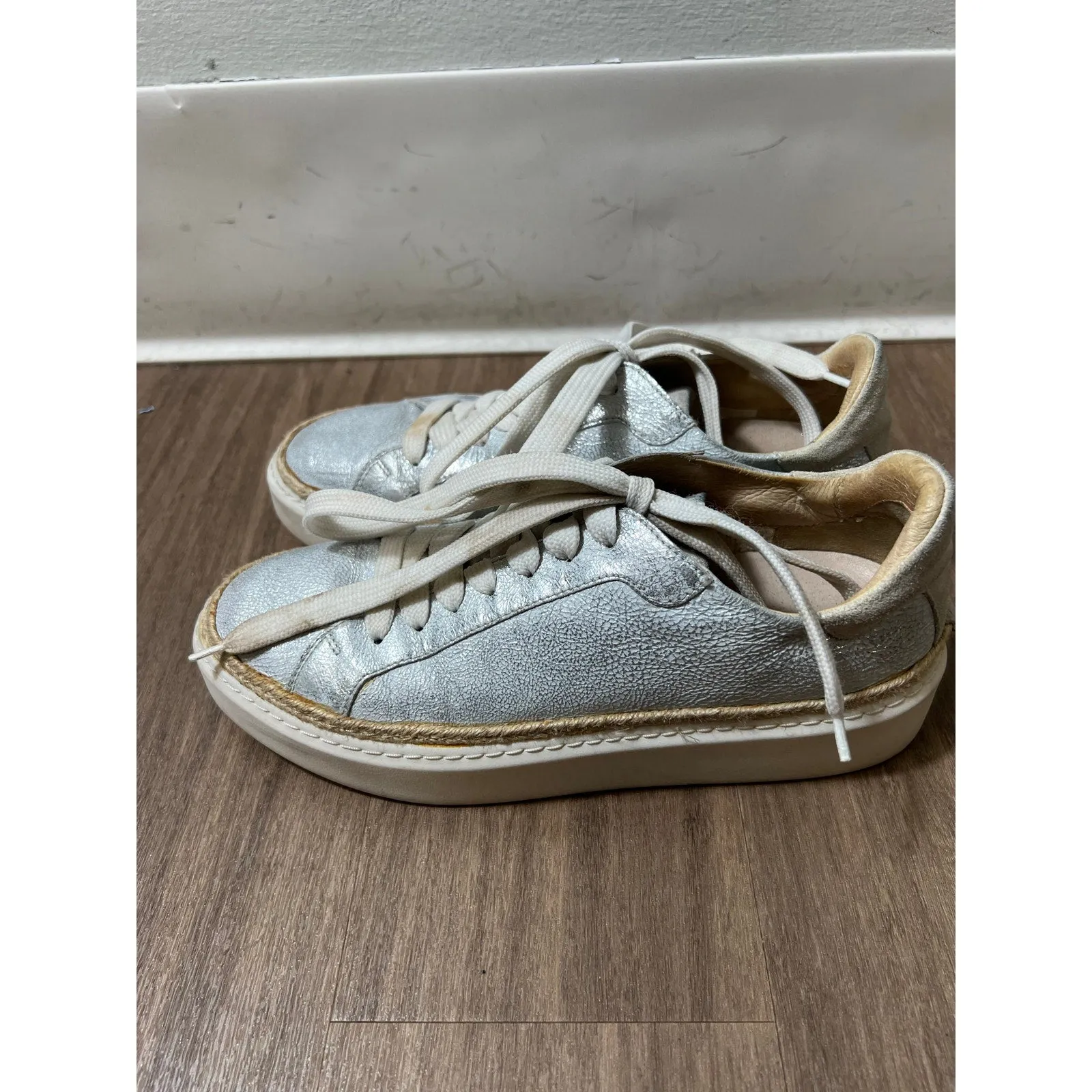 Janet Sport Silver Metallic Sneakers Sz 37