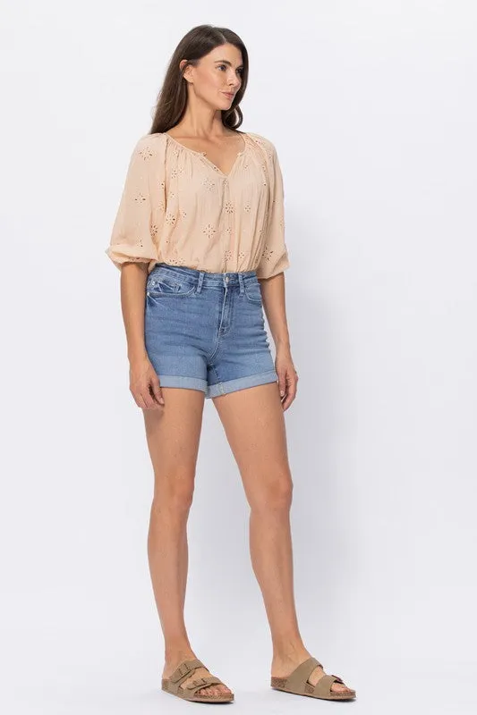 Judy Blue High Rise Cuffed Shorts in Medium Denim Wash