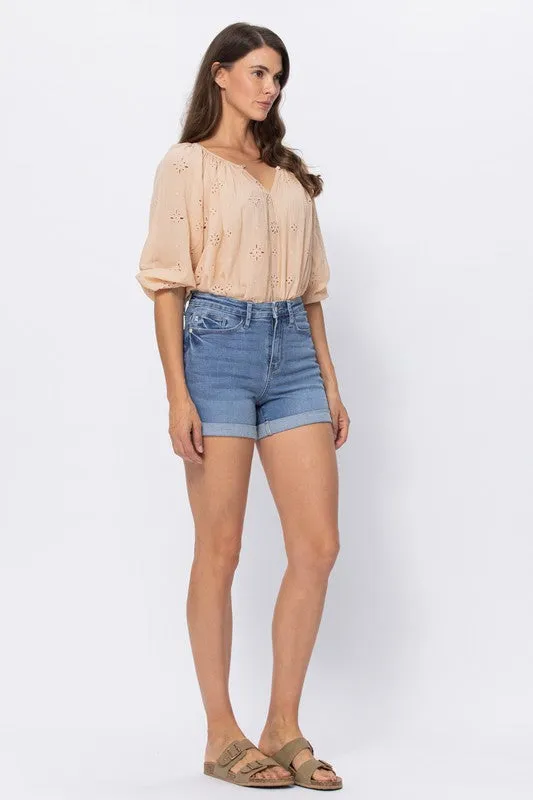 Judy Blue High Rise Cuffed Shorts in Medium Denim Wash