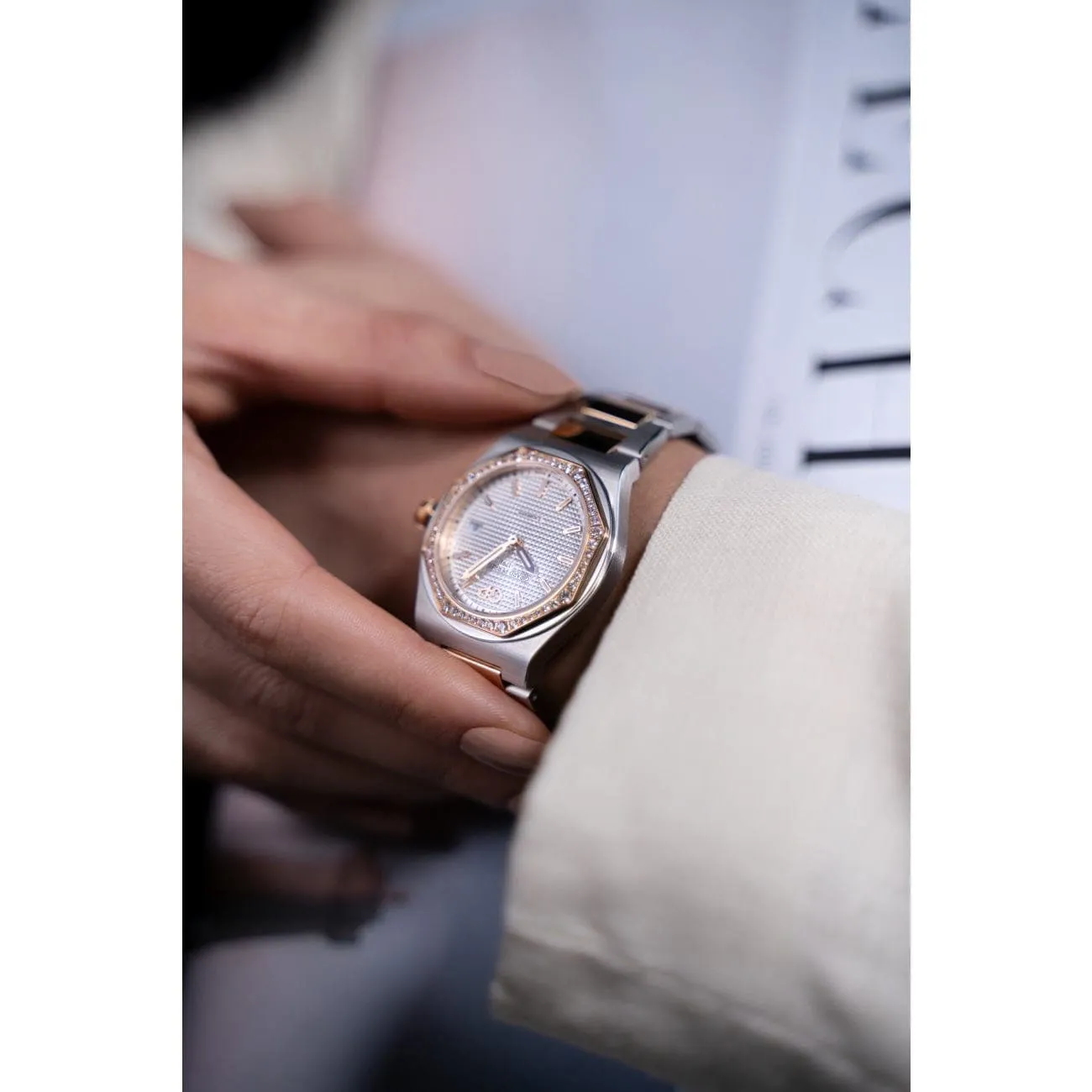 LAUREATO 34 MM (PRE-ORDER)