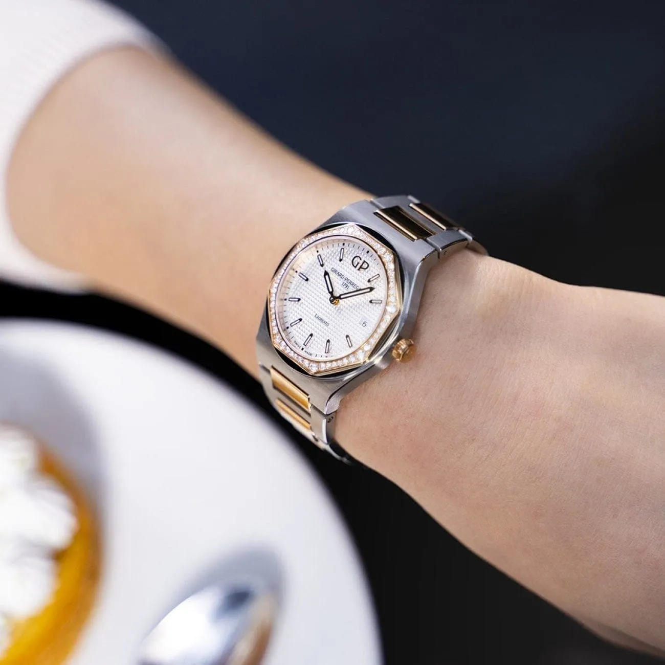 LAUREATO 34 MM (PRE-ORDER)