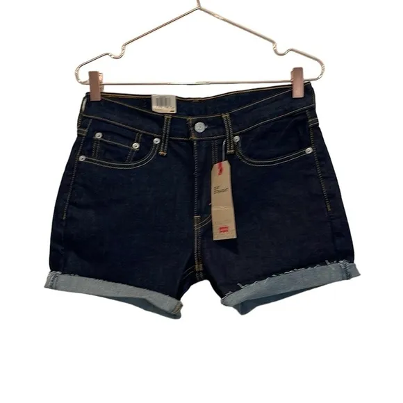 Levi’s dark denim rolled cuffed 514 straight jeans shorts. NWT 29x30