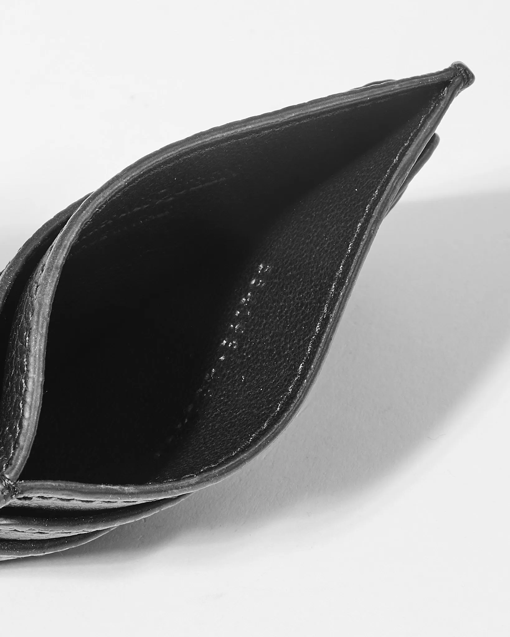 McQueen Black Grained Leather Skull Cardholder