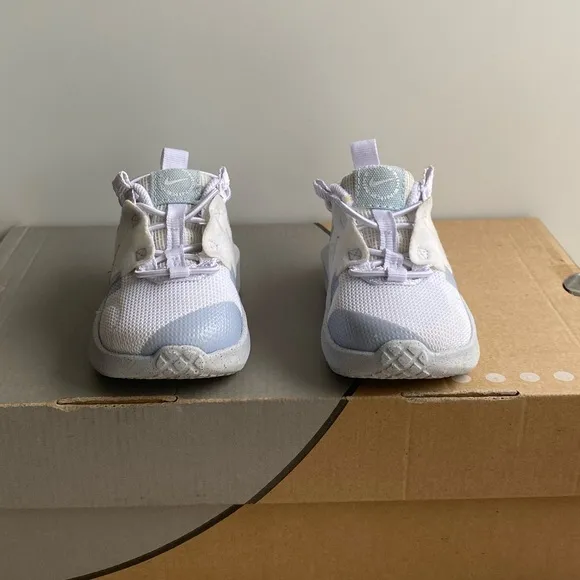 Nike Crater Impact ‘White Aura’ Toddler Sneakers- SZ 5 C