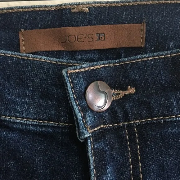 NWT Joe's Jeans Mid Rise Easy Bermuda Cuffed Shorts Size 23