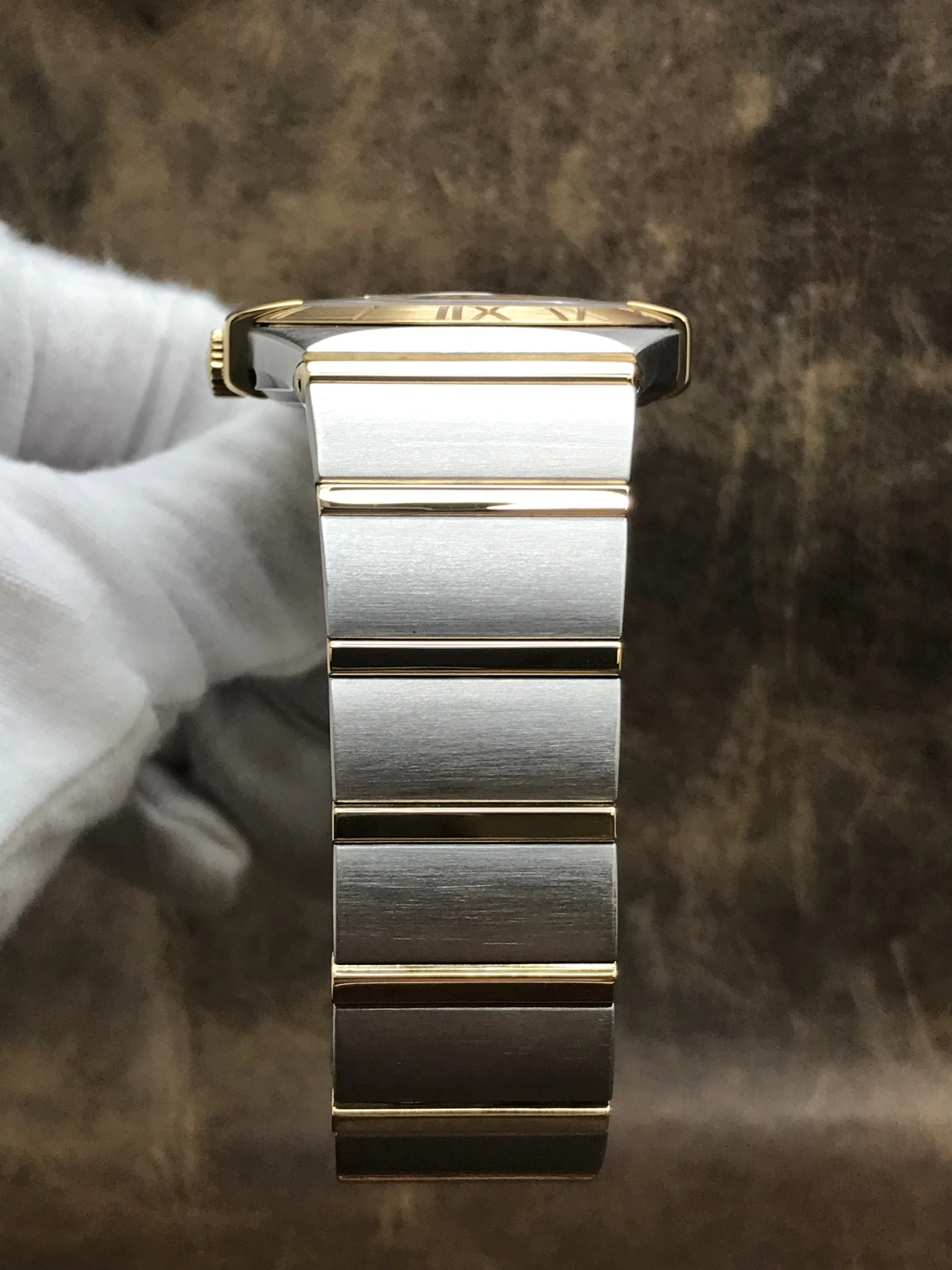 Omega Constellation Double Eagle 1213.30.00 Silver Dial Quartz Watch