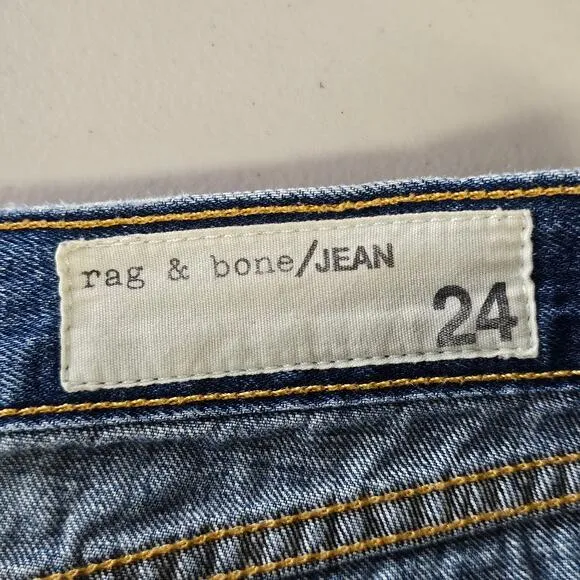 rag &amp; bone Women's Denim Boyfriend Shorts Size 24 Trestles Destroyed Cuffed Boho