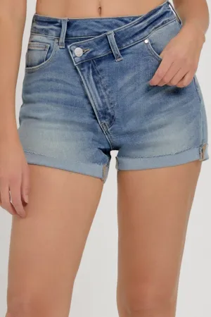 RISEN CROSSOVER SHORTS