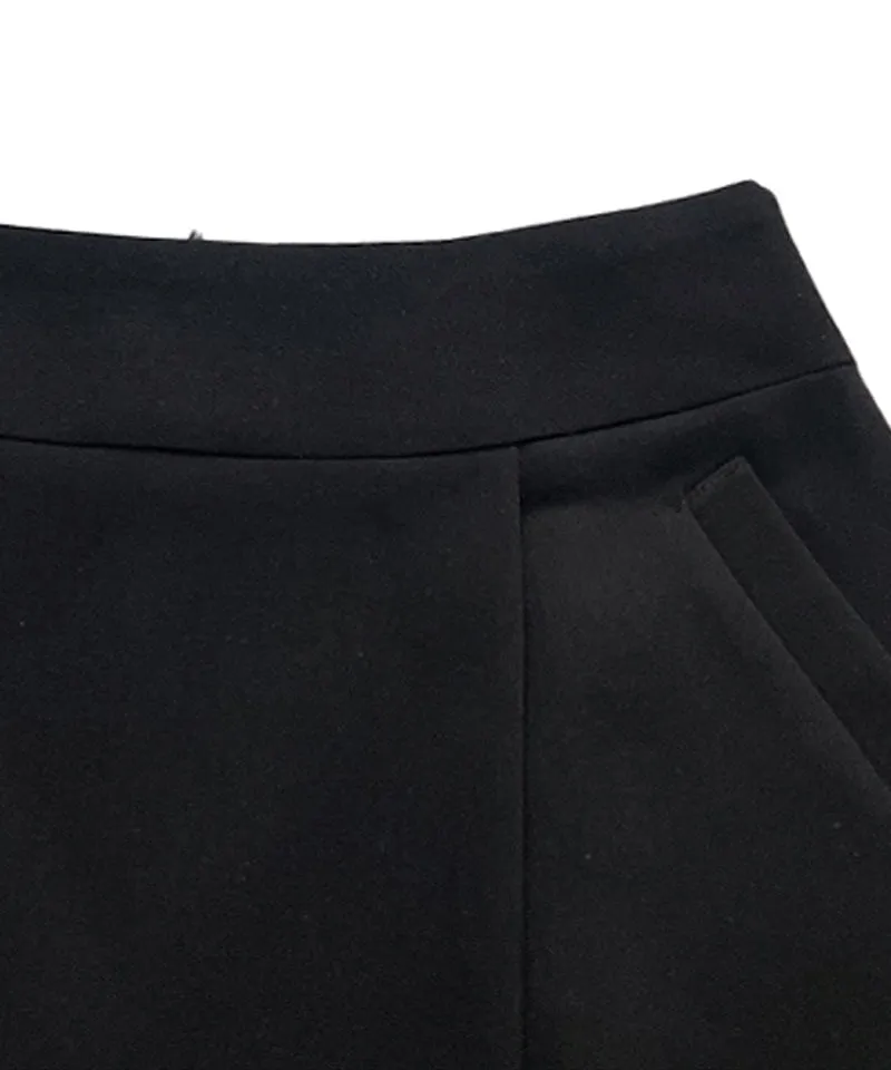 [Sample Sale] Q.C PLAY: Pintuck Pocket A-Line Balloon Skirt [Inner Pants Built-in] - 2colors