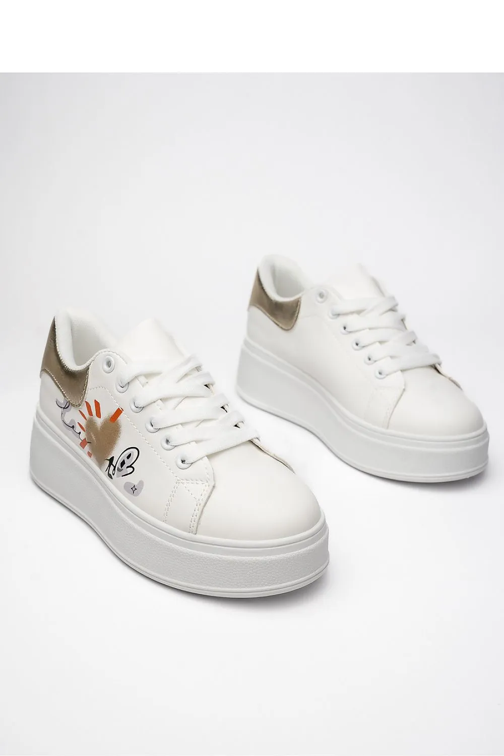 Sport Shoes Inello