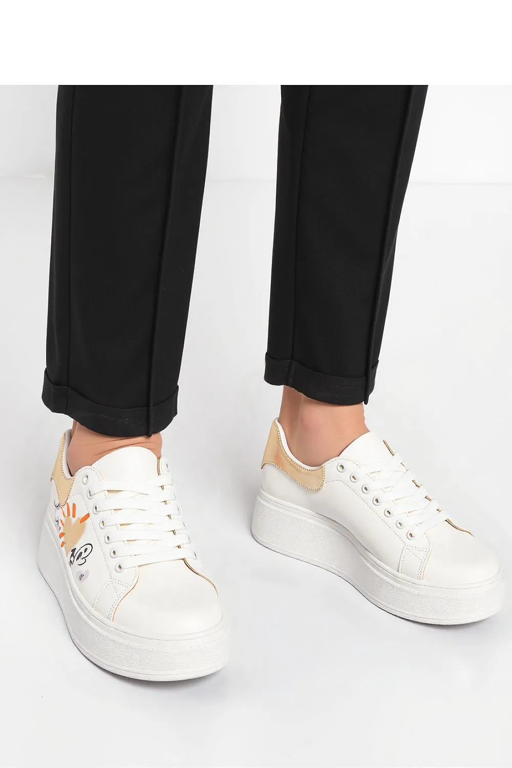 Sport Shoes Inello