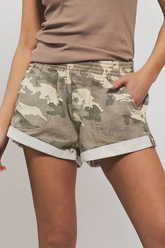 Spring Elastic Waist Cuffed Print Shorts