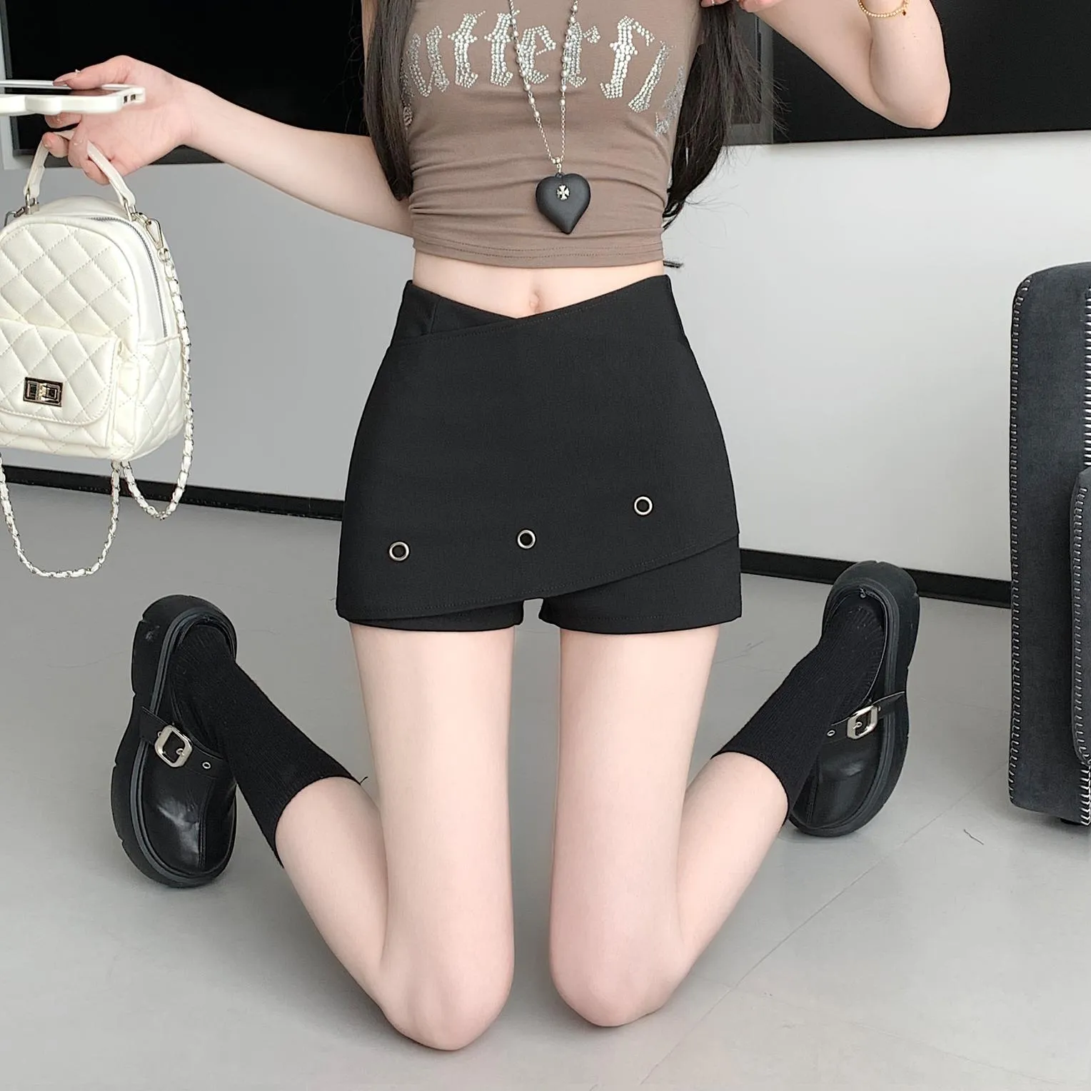 Stylish Solid Color A-line Chino Shorts for Women