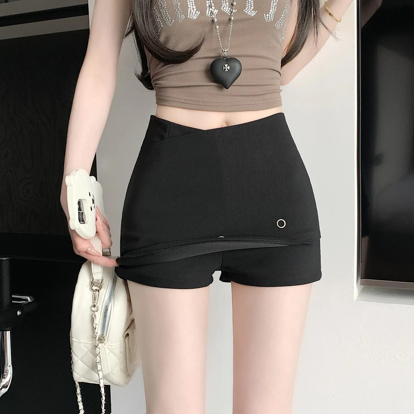 Stylish Solid Color A-line Chino Shorts for Women