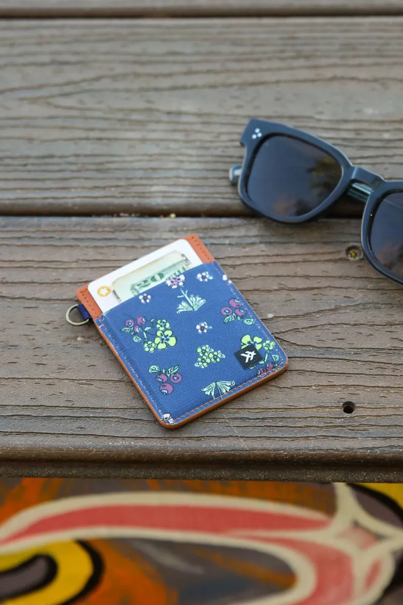 Thread 23 Vertical Wallet