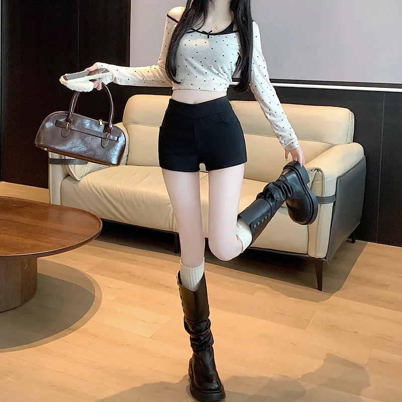 Ultra Short Women's Chino Shorts in Elastic Material