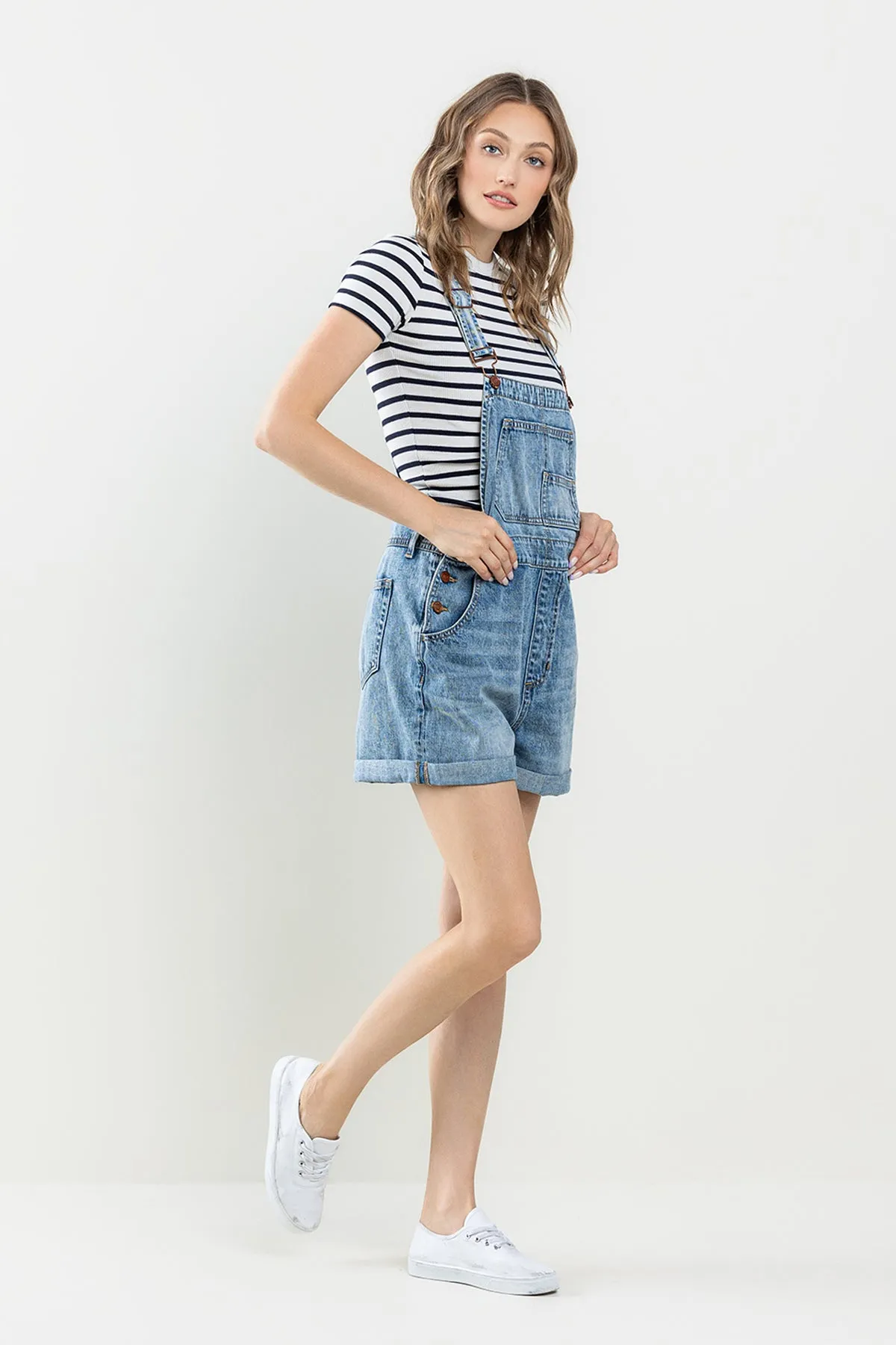 VINTAGE SHORTALL WITH CUFFED HEM IN MEDIUM WASH  / SP-S7542M
